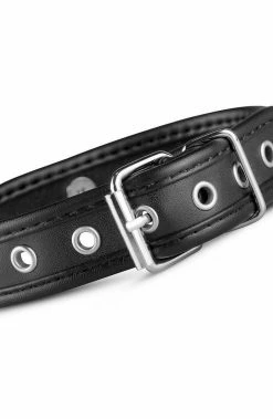 COAXcopenhagen.com Black PU Leather Choker With Metal O-ring That Something #Extra
