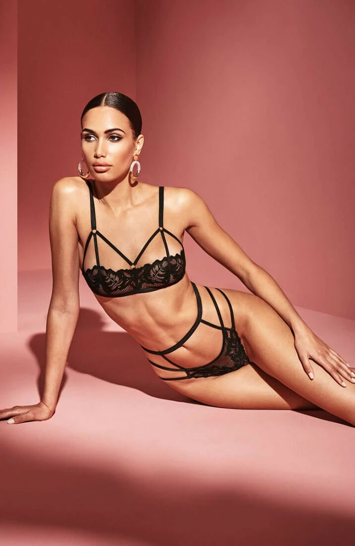 COAXcopenhagen.com Panty With Double Pearl String - London Panty LINGERIE